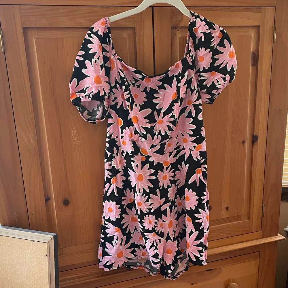 🚫SOLD🚫 2 Multi-Color Floral Rompers 🌸💙🧡🌻🌼 - Picture 17 of 17